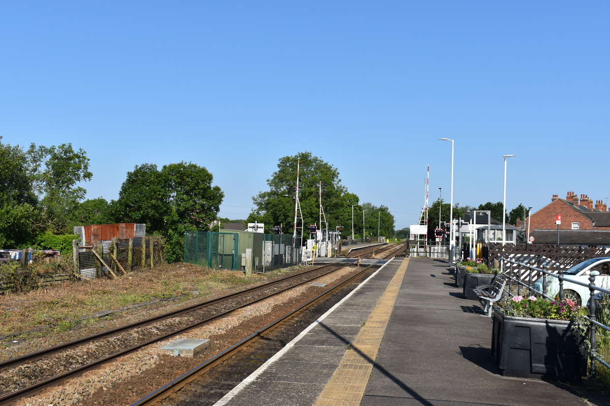 Grimsby-bound platform, Habrough (Paul Carpenter)